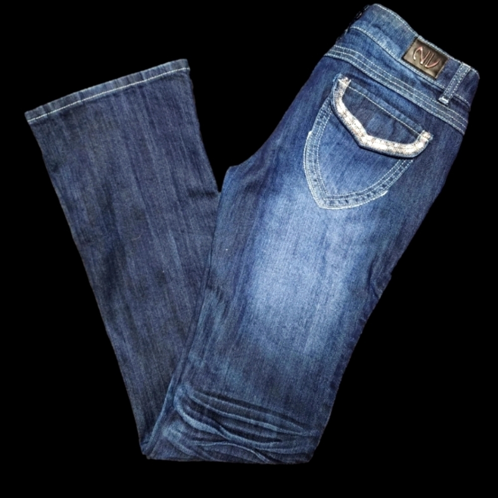 🔥NV Bootcut, Sequin Pockets, W 27, L 30.5